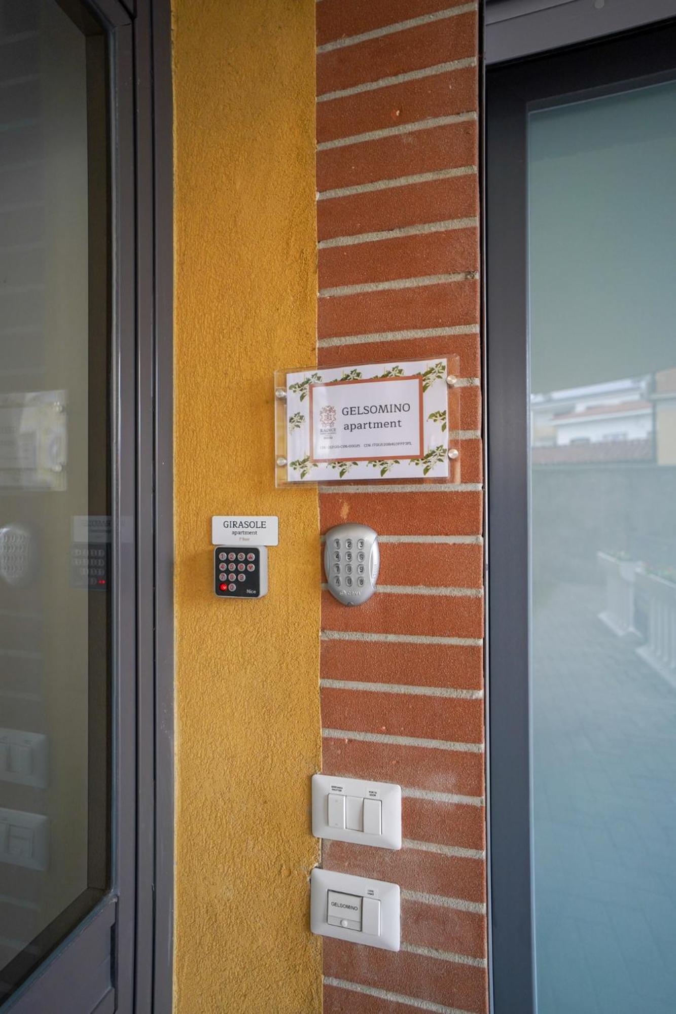ססטו קלנדה Gelsomino Suite Leonardo Academy, Mxp & Laghi מראה חיצוני תמונה